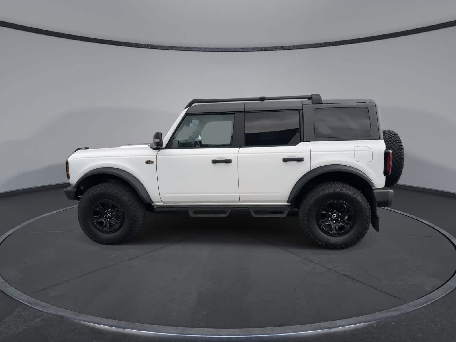 Thumbnail: 2024 Ford Bronco - 5