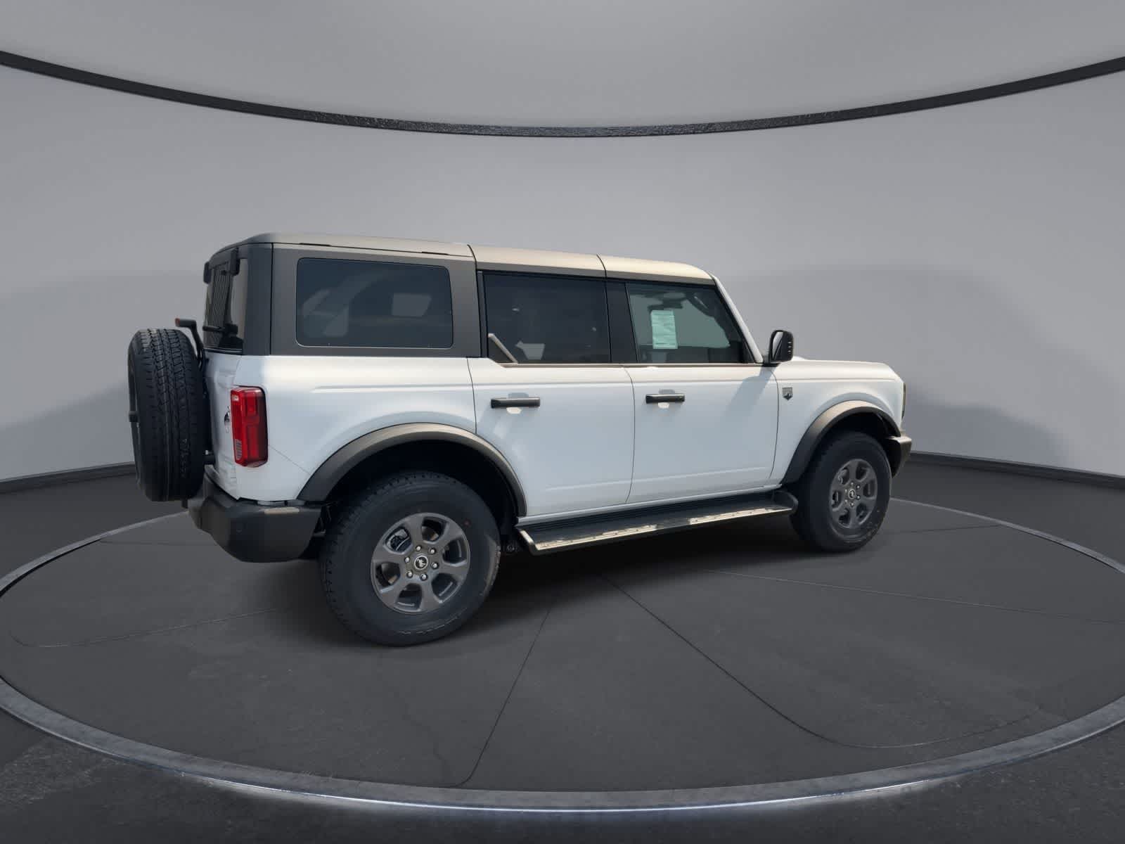 Thumbnail: 2026 Ford Bronco - 8