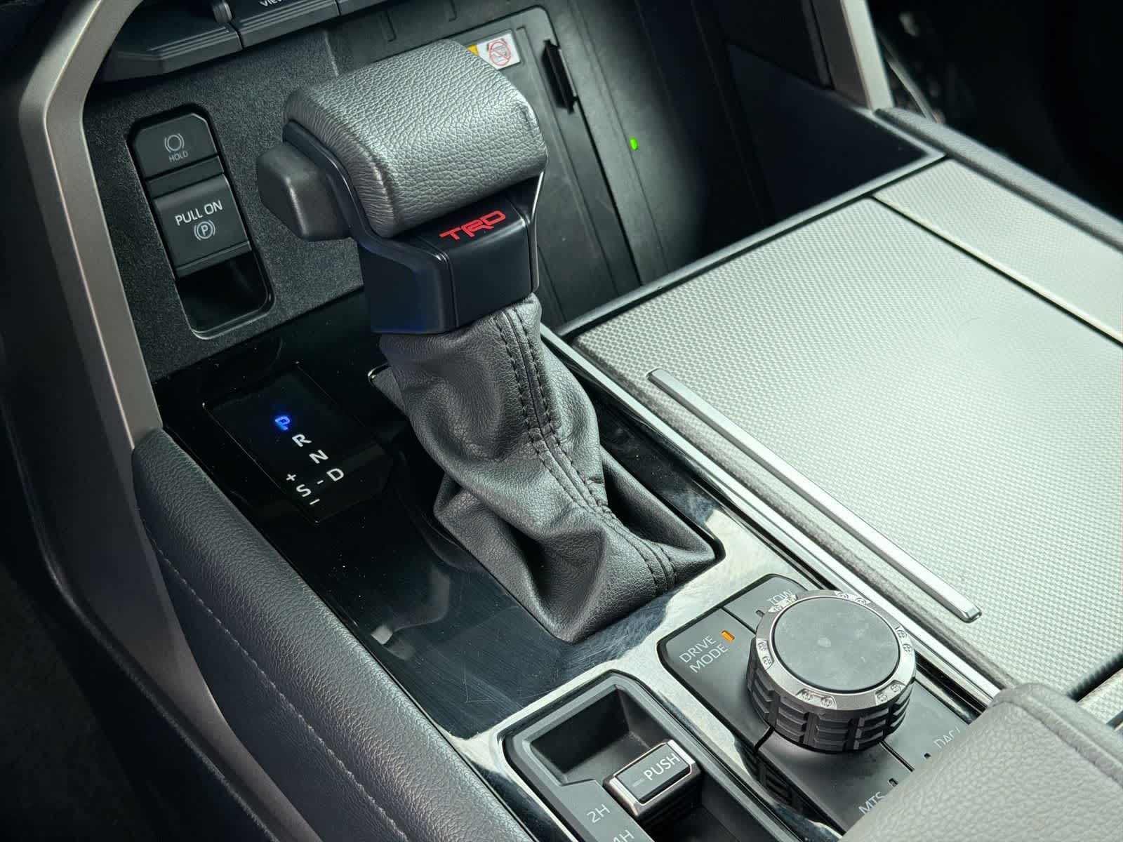 Thumbnail: 2024 Toyota Sequoia - 34