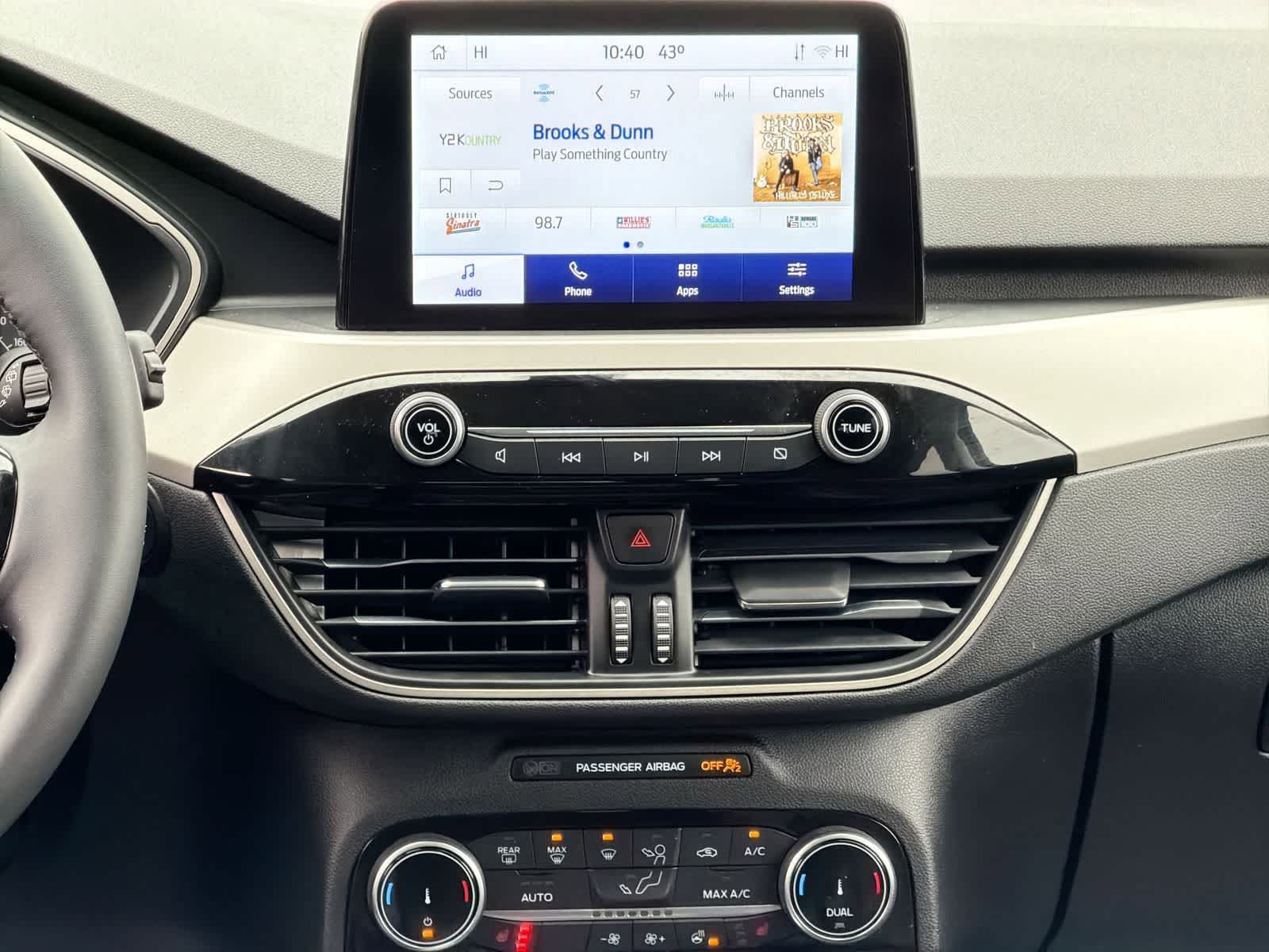 Thumbnail: 2022 Ford Escape - 29