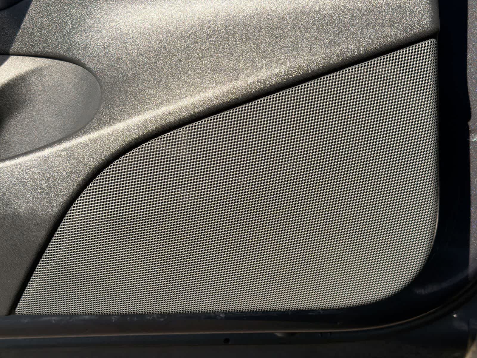 Thumbnail: 2022 Tesla Model 3 - 31