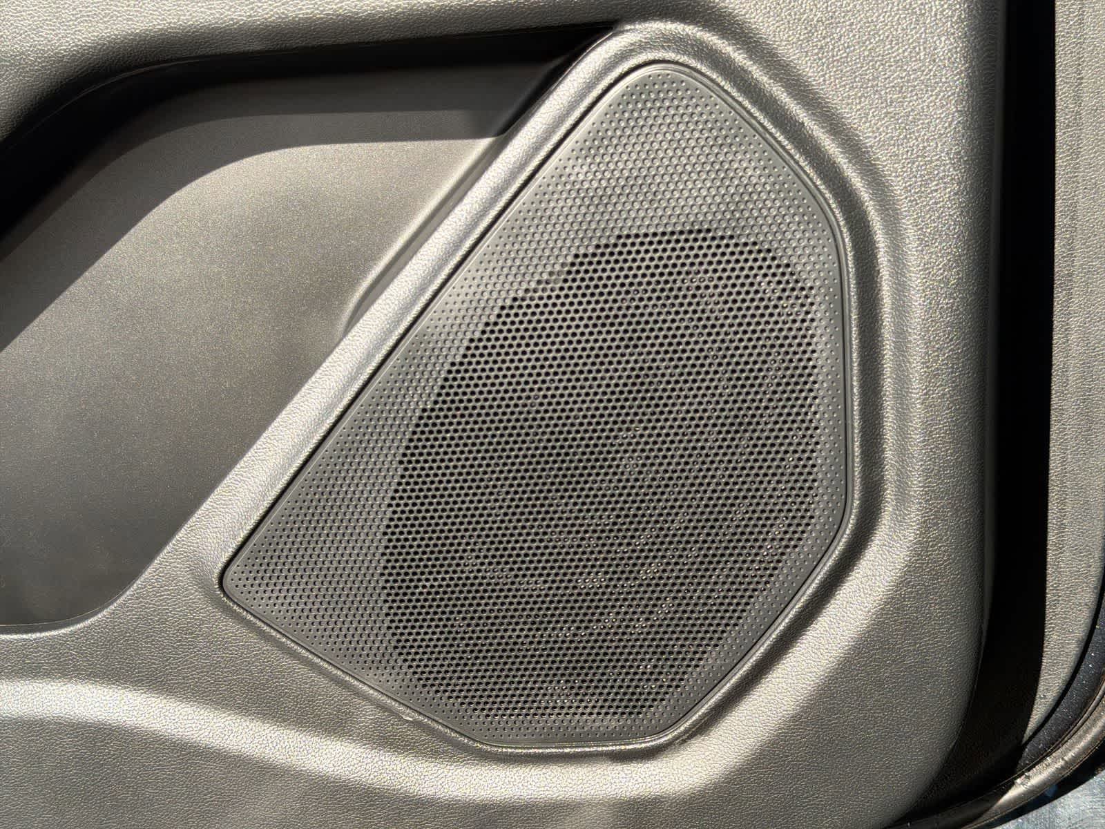 Thumbnail: 2023 Ford Explorer - 30