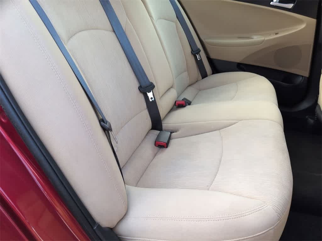 Thumbnail: 2012 Hyundai Sonata - 20