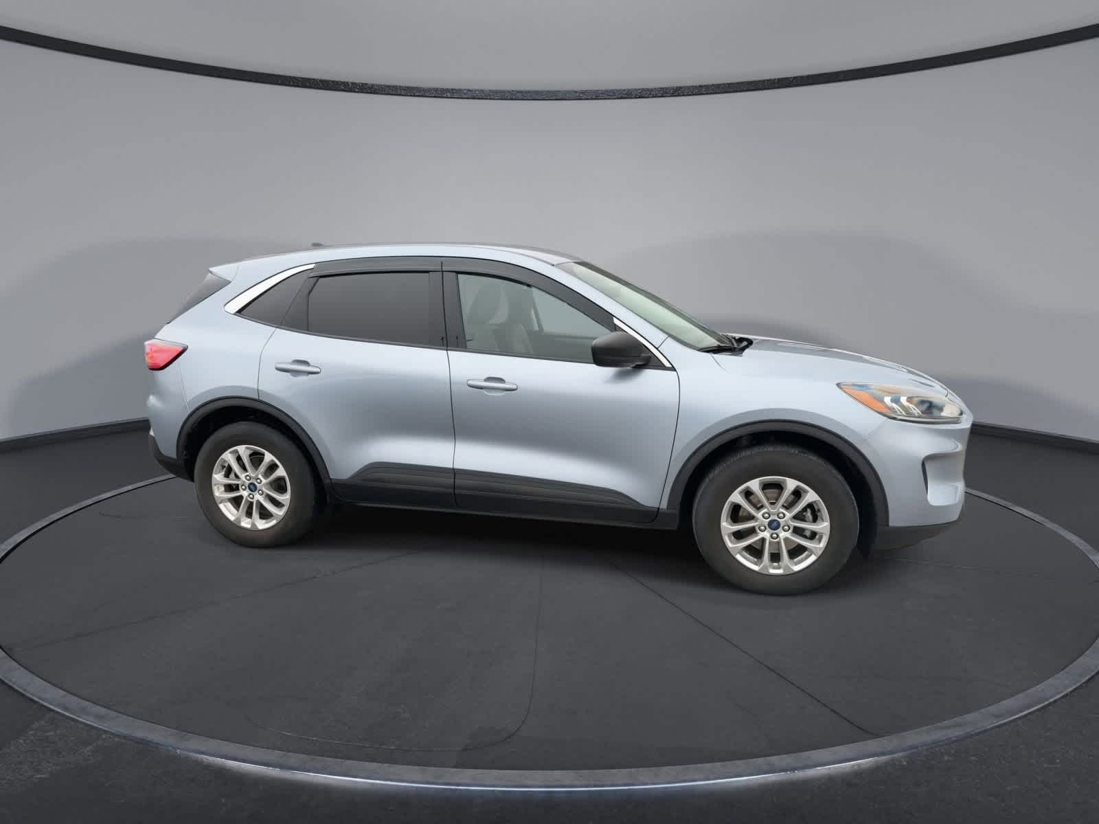 Thumbnail: 2022 Ford Escape - 9