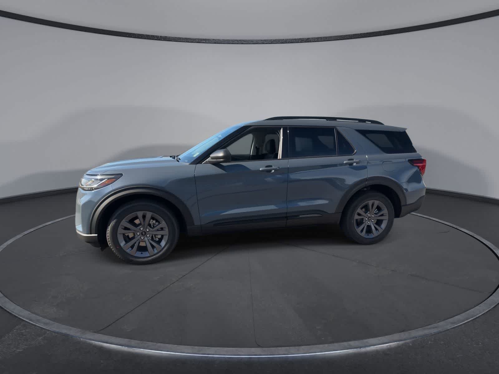 Thumbnail: 2026 Ford Explorer - 5