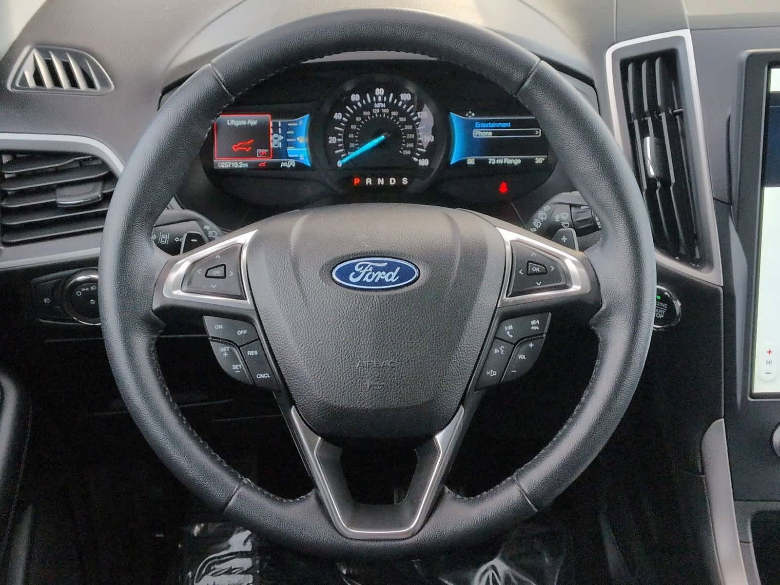 Thumbnail: 2022 Ford Edge - 25