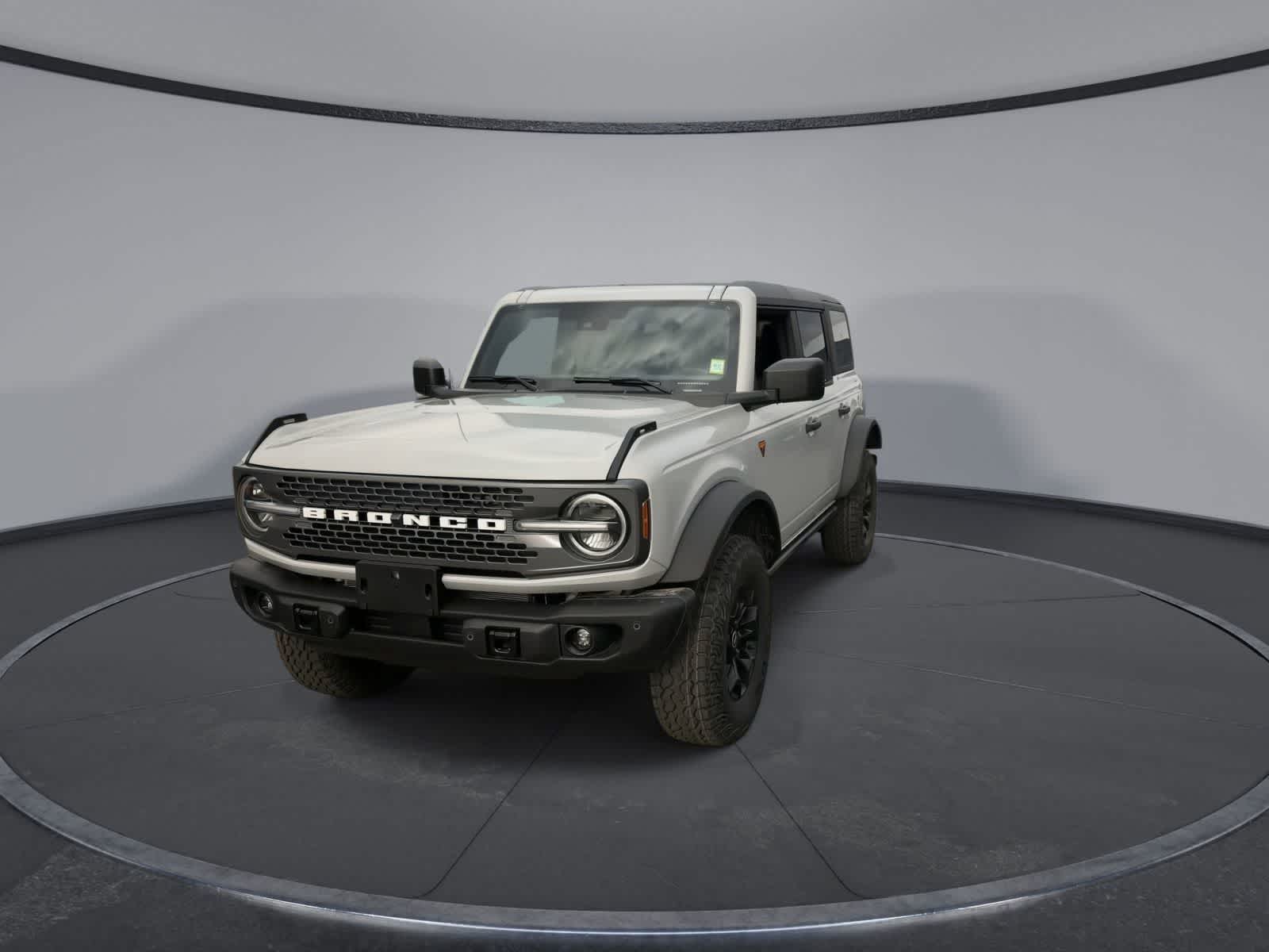 Thumbnail: 2026 Ford Bronco - 3