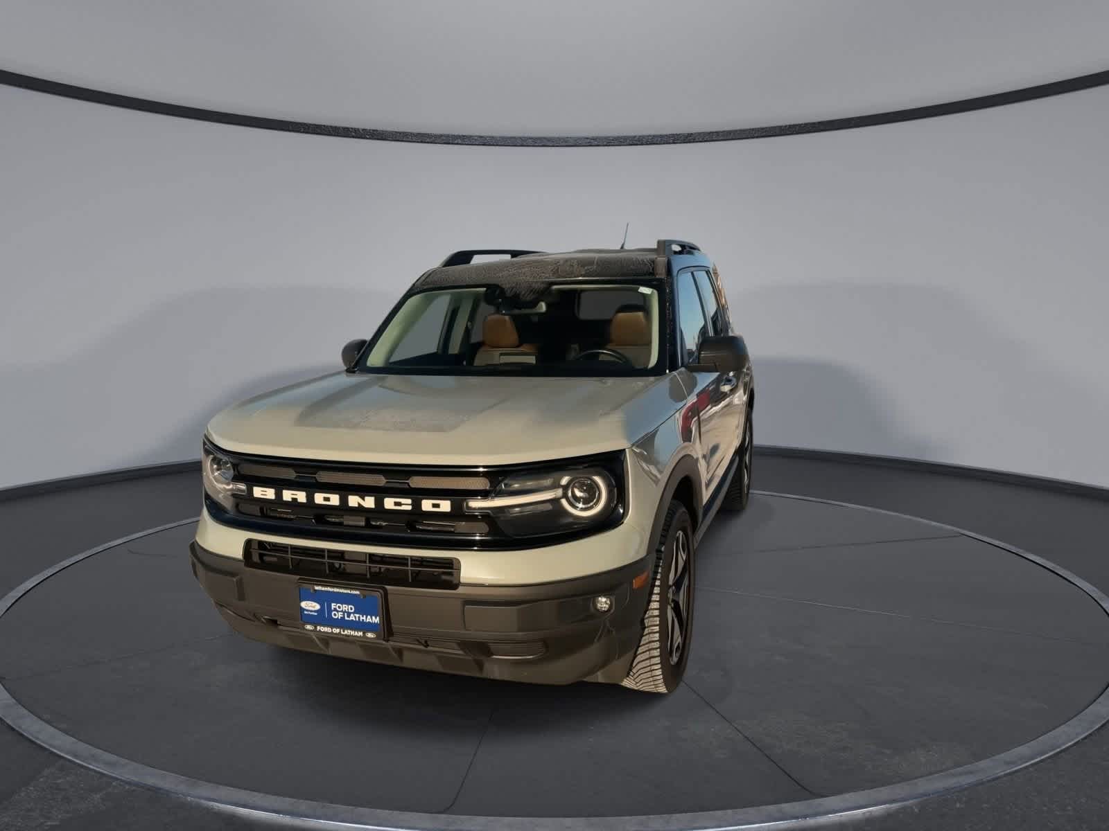 Thumbnail: 2021 Ford Bronco Sport - 3