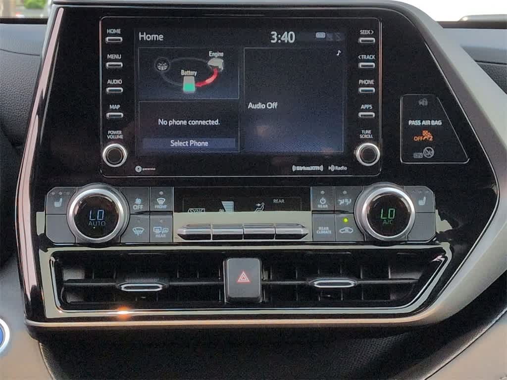 Thumbnail: 2021 Toyota Highlander - 30