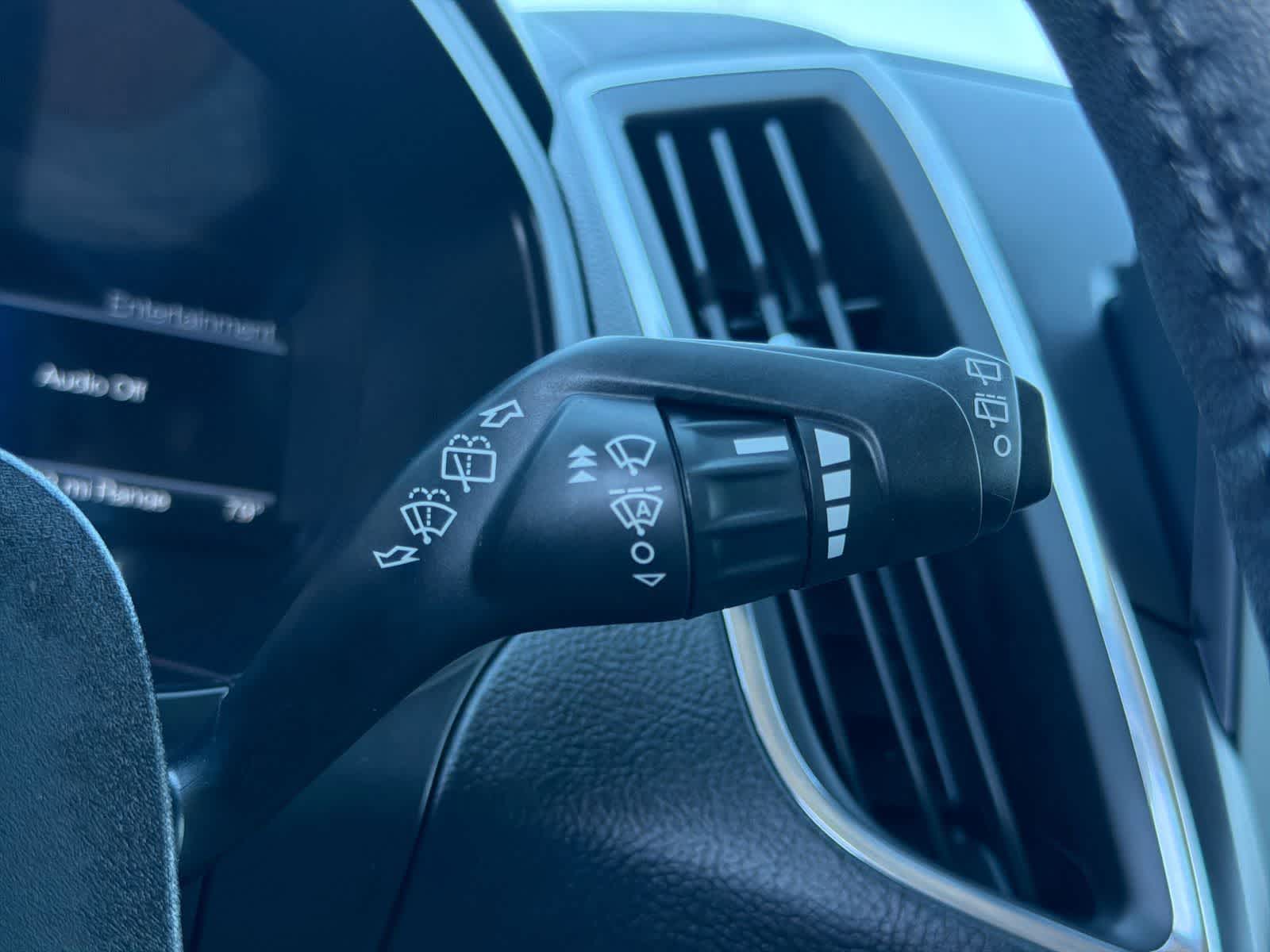 Thumbnail: 2022 Ford Edge - 26