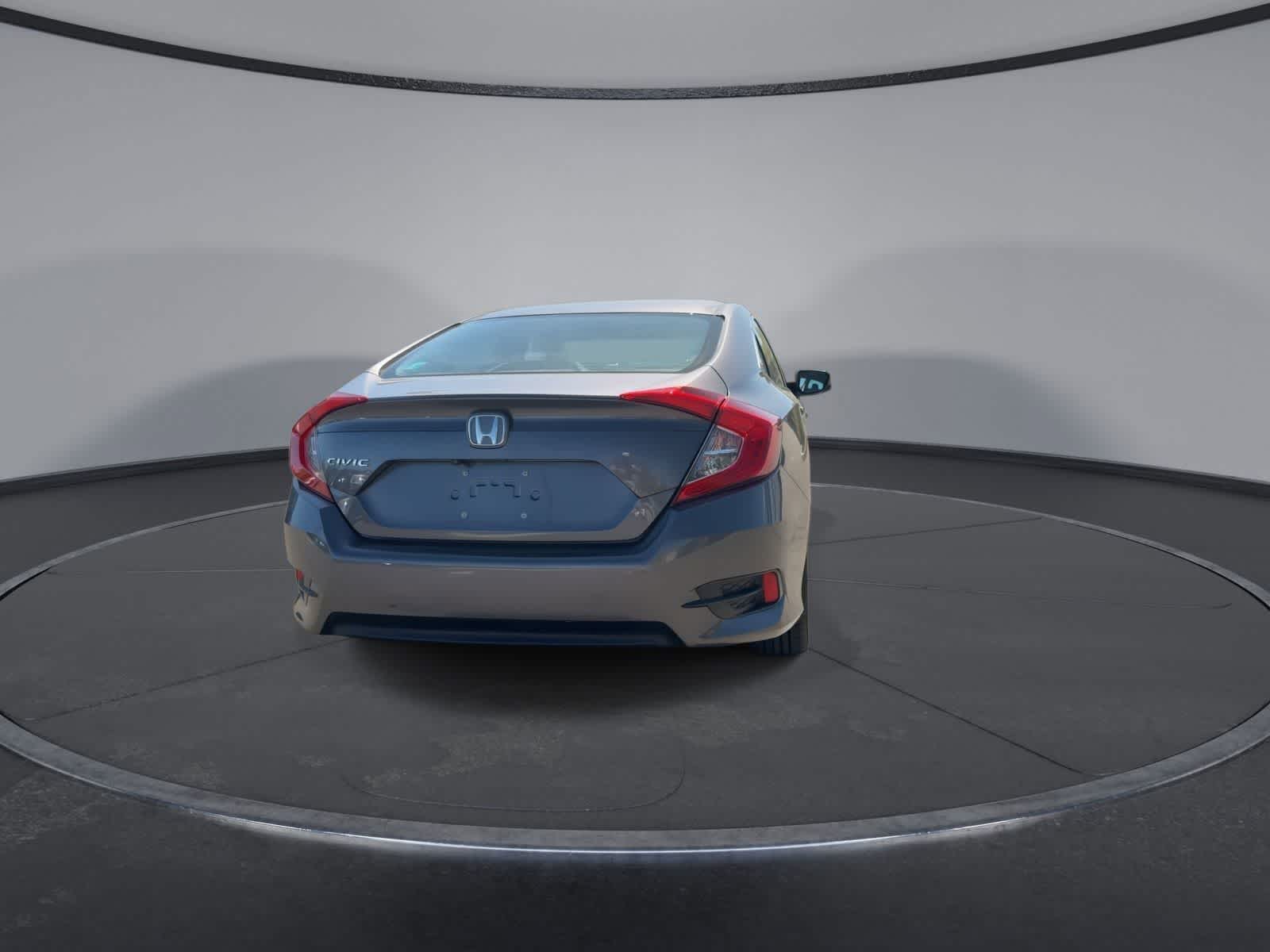 Thumbnail: 2016 Honda Civic - 6