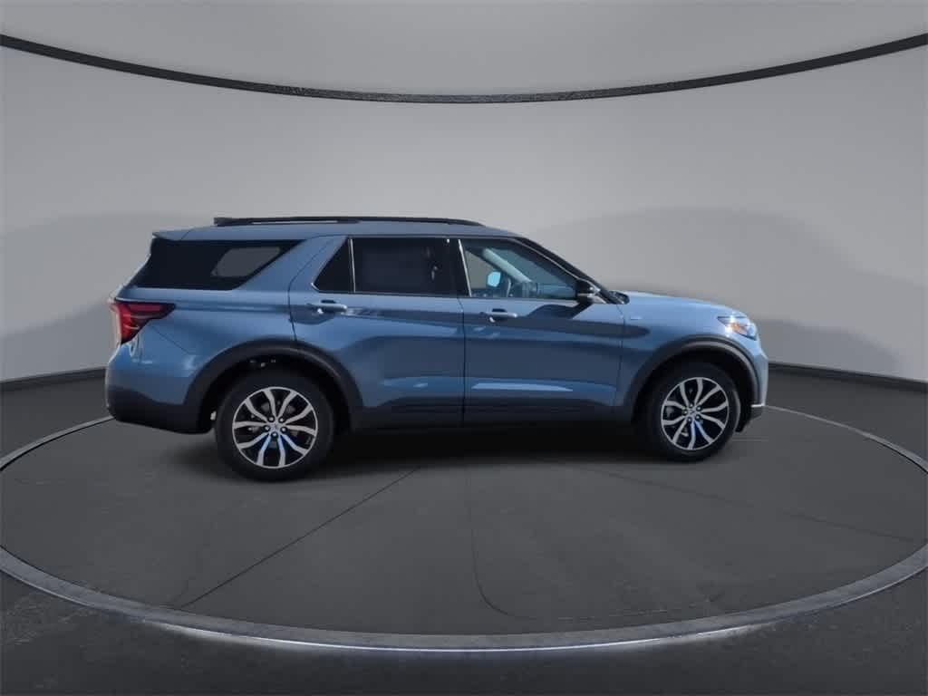 Thumbnail: 2026 Ford Explorer - 9