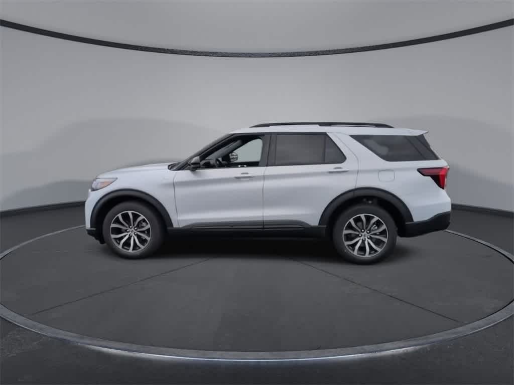 Thumbnail: 2026 Ford Explorer - 5