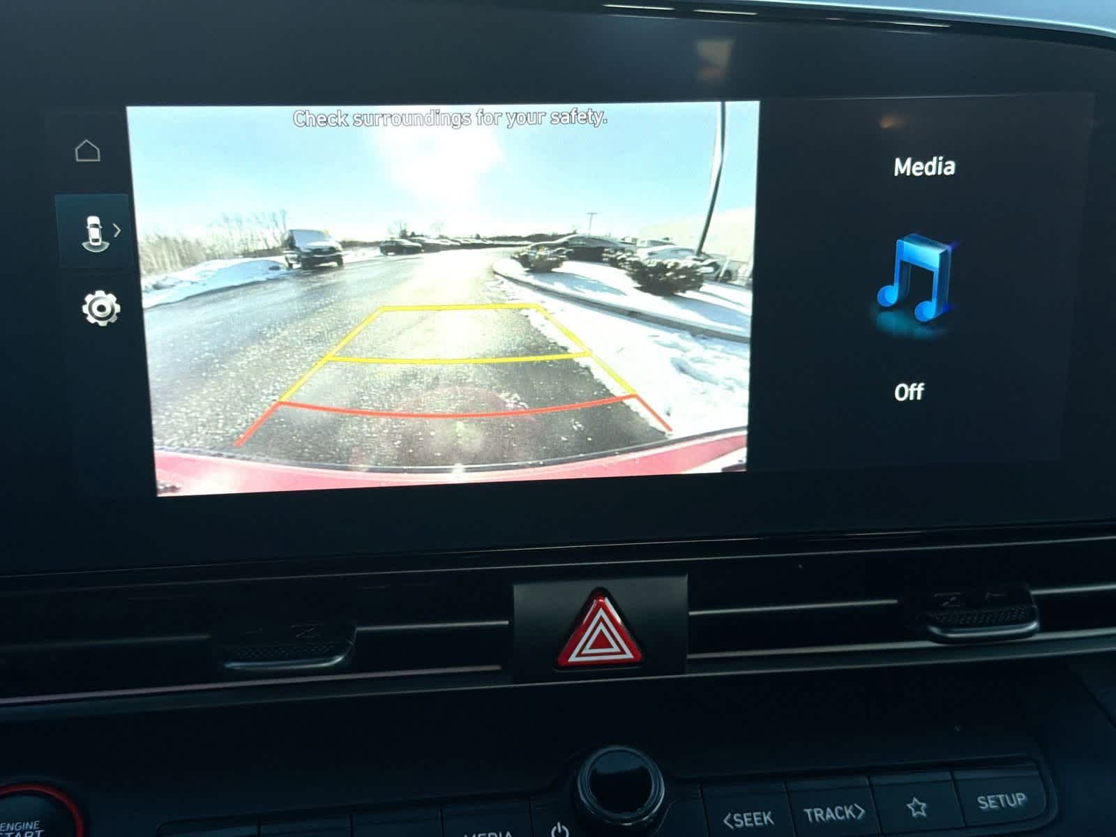 Thumbnail: 2024 Hyundai Elantra - 32