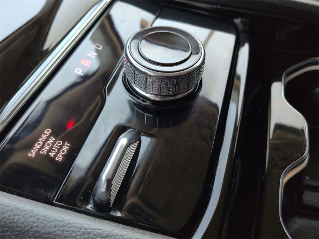 Thumbnail: 2022 Jeep Grand Cherokee - 32