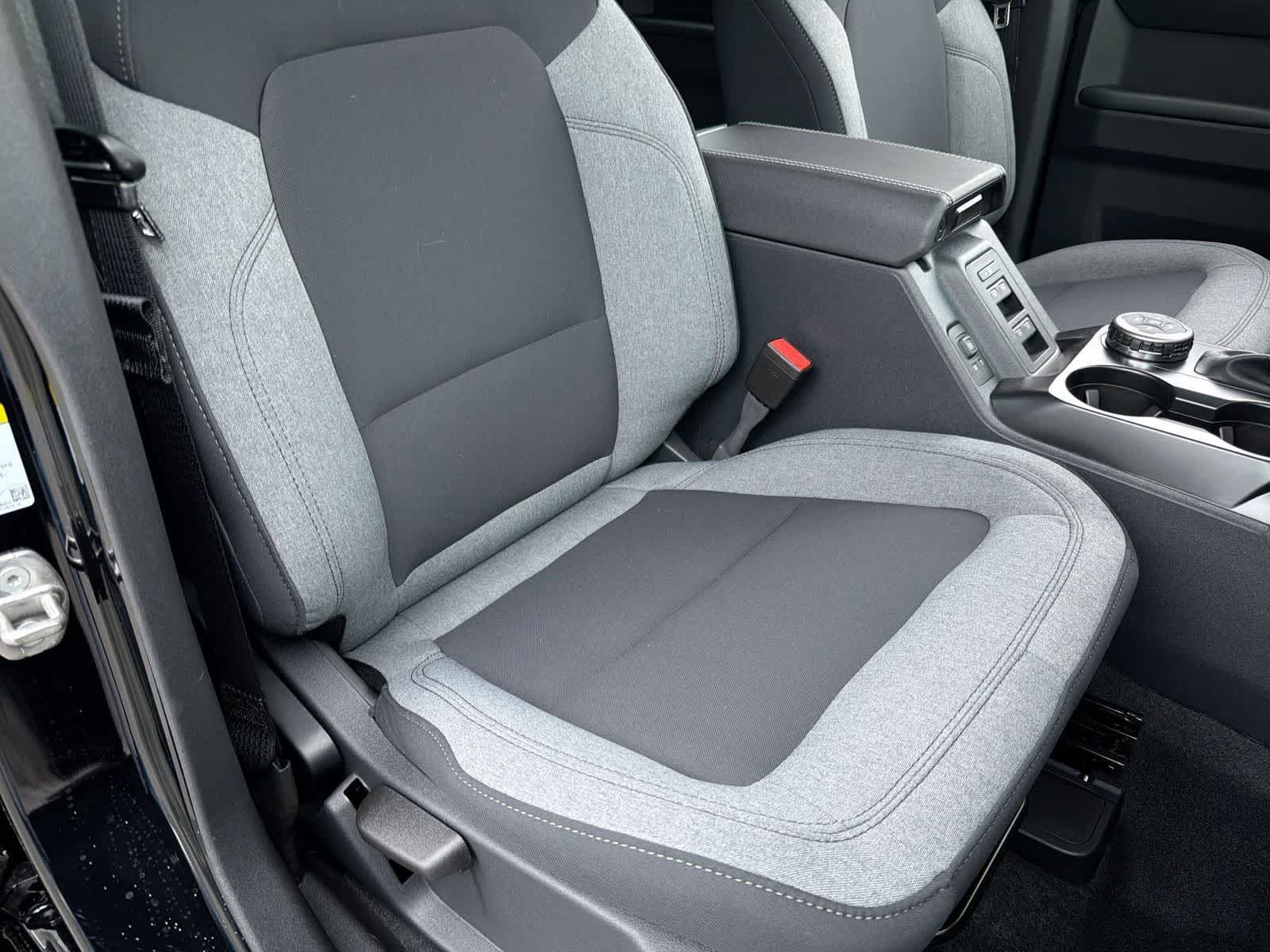 Thumbnail: 2025 Ford Bronco - 22