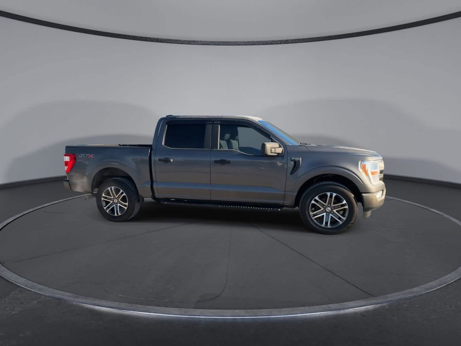 Thumbnail: 2022 Ford F-150 - 9