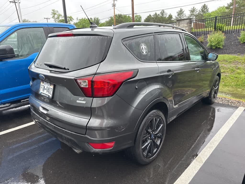 2019 Ford Escape SE 2