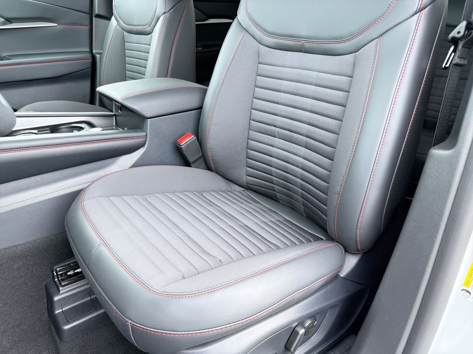 Thumbnail: 2026 Ford Explorer - 17