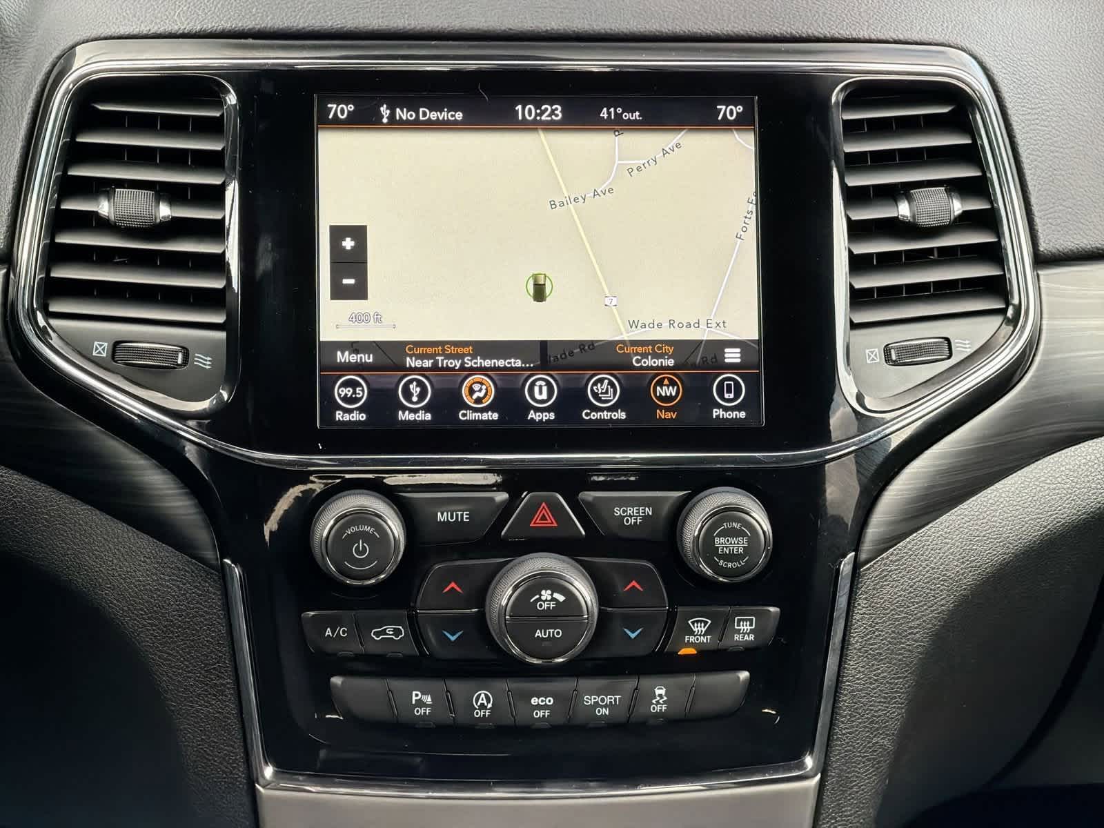 Thumbnail: 2019 Jeep Grand Cherokee - 28