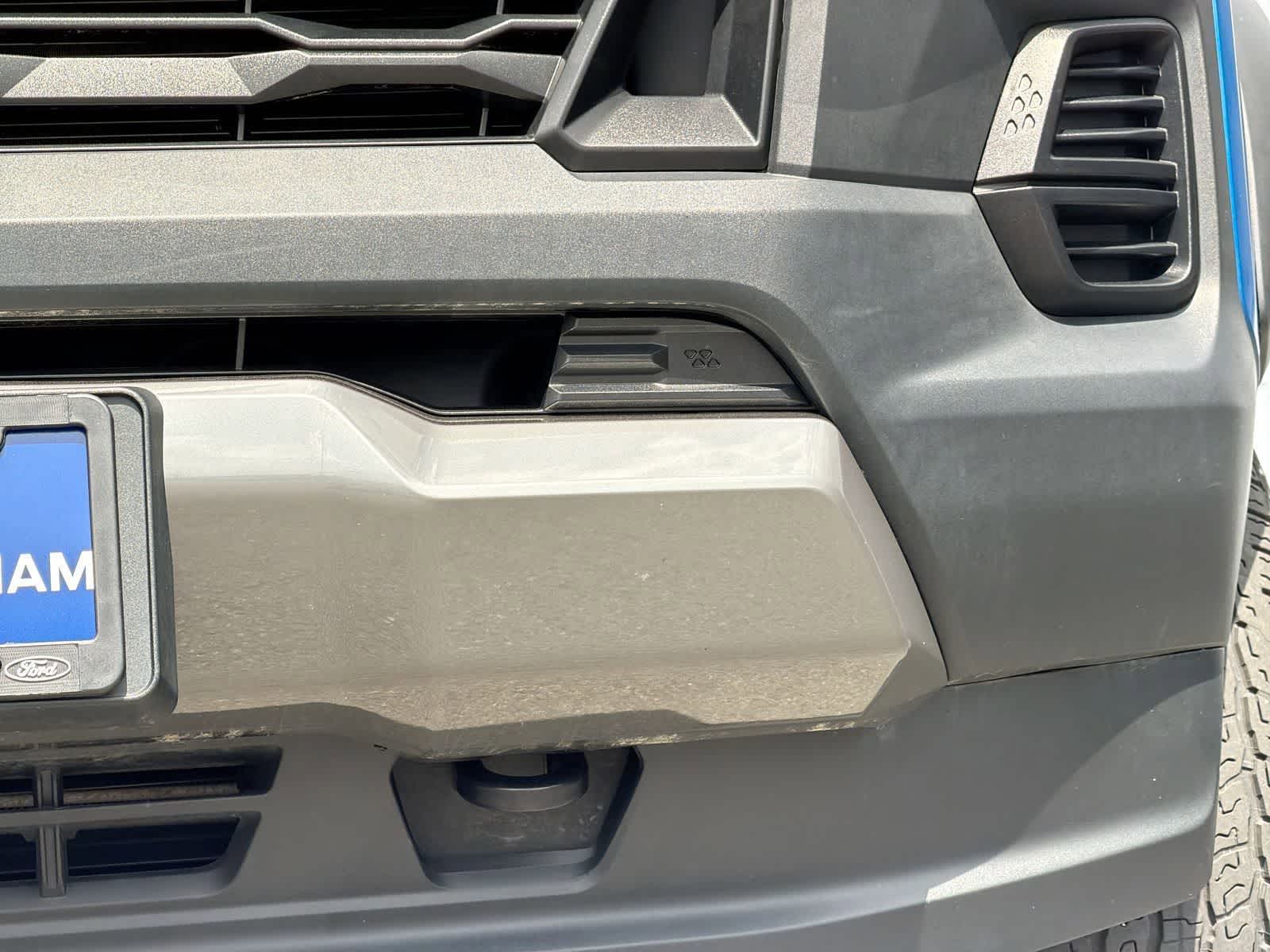 Thumbnail: 2023 Chevrolet Colorado - 11