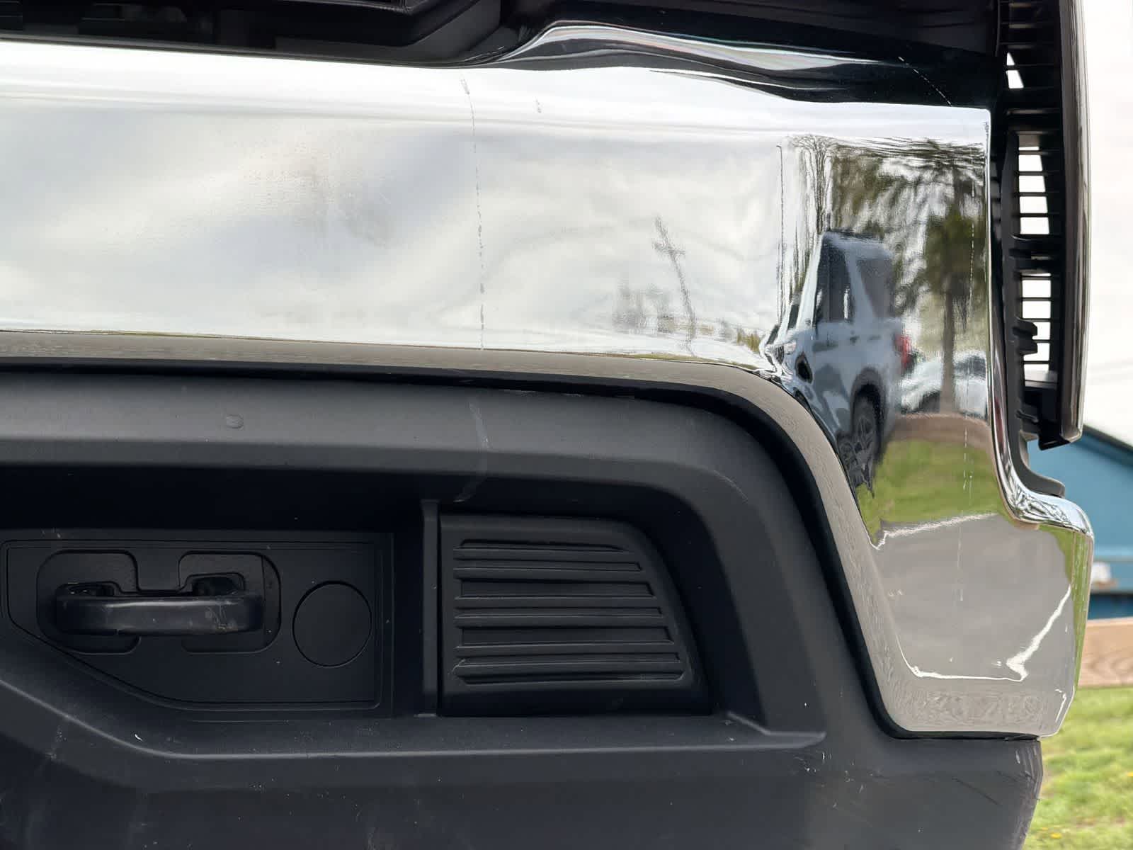 Thumbnail: 2019 Chevrolet Silverado 1500 - 11