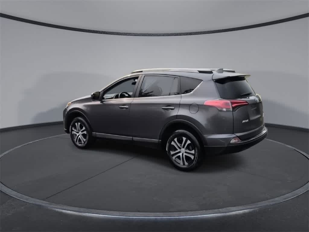 Thumbnail: 2016 Toyota RAV4 - 6