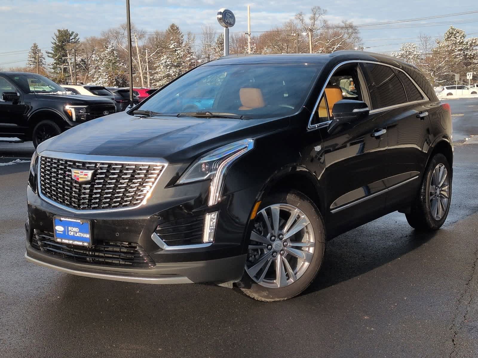 Thumbnail: 2025 Cadillac XT5 - 1