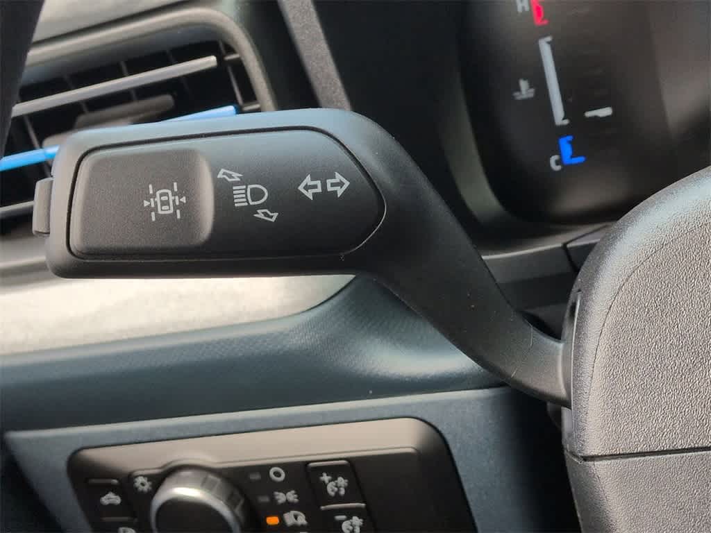 Thumbnail: 2025 Ford Maverick - 27