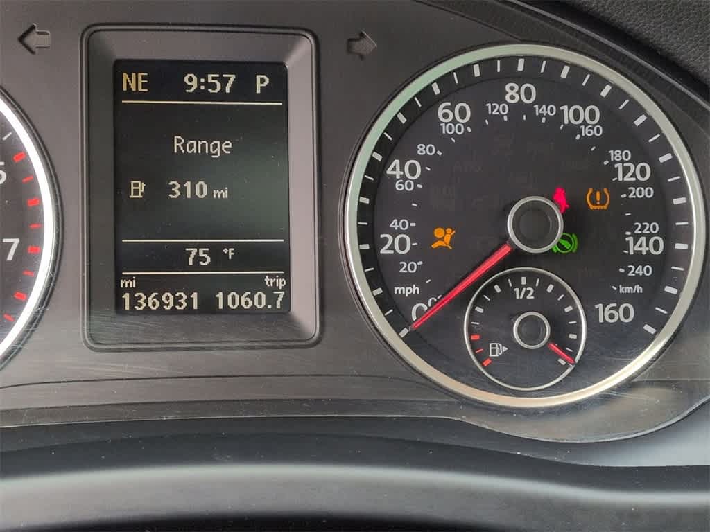 Thumbnail: 2016 Volkswagen Tiguan - 36