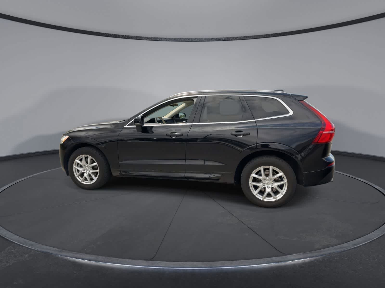 Thumbnail: 2021 Volvo XC60 - 5