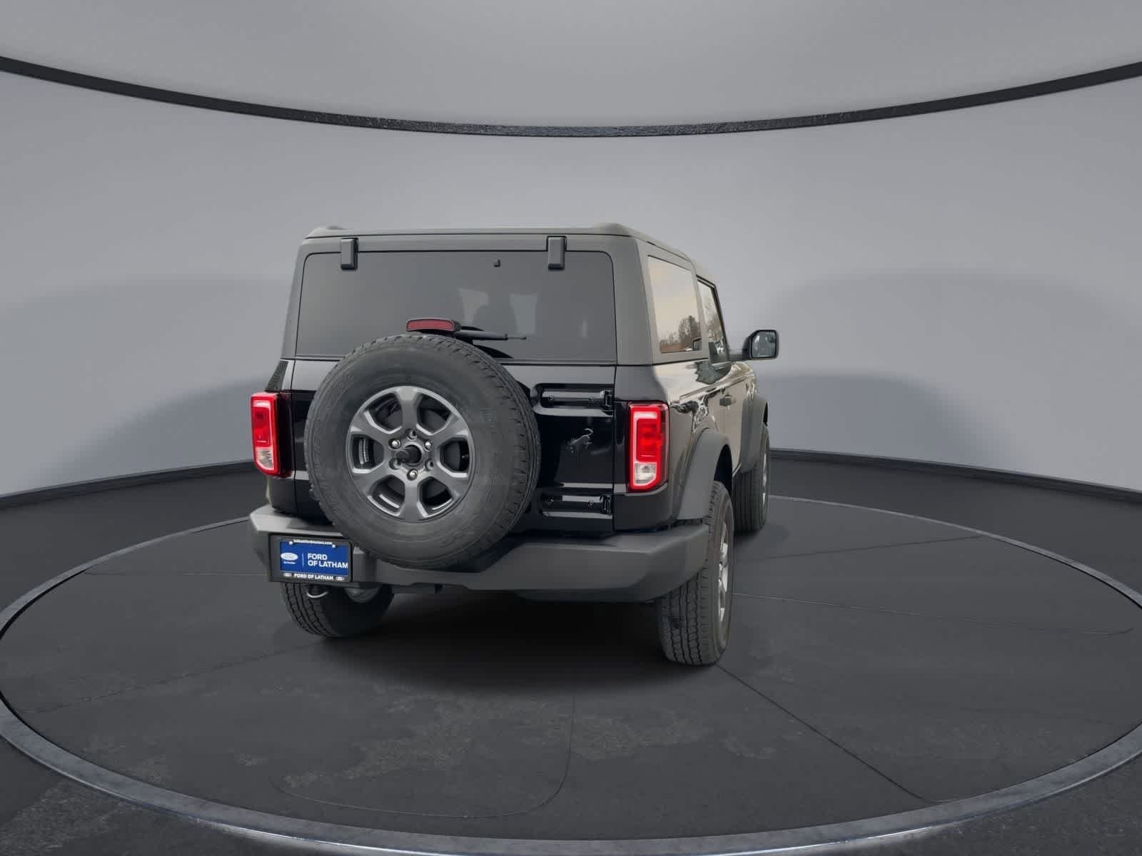 Thumbnail: 2024 Ford Bronco - 7