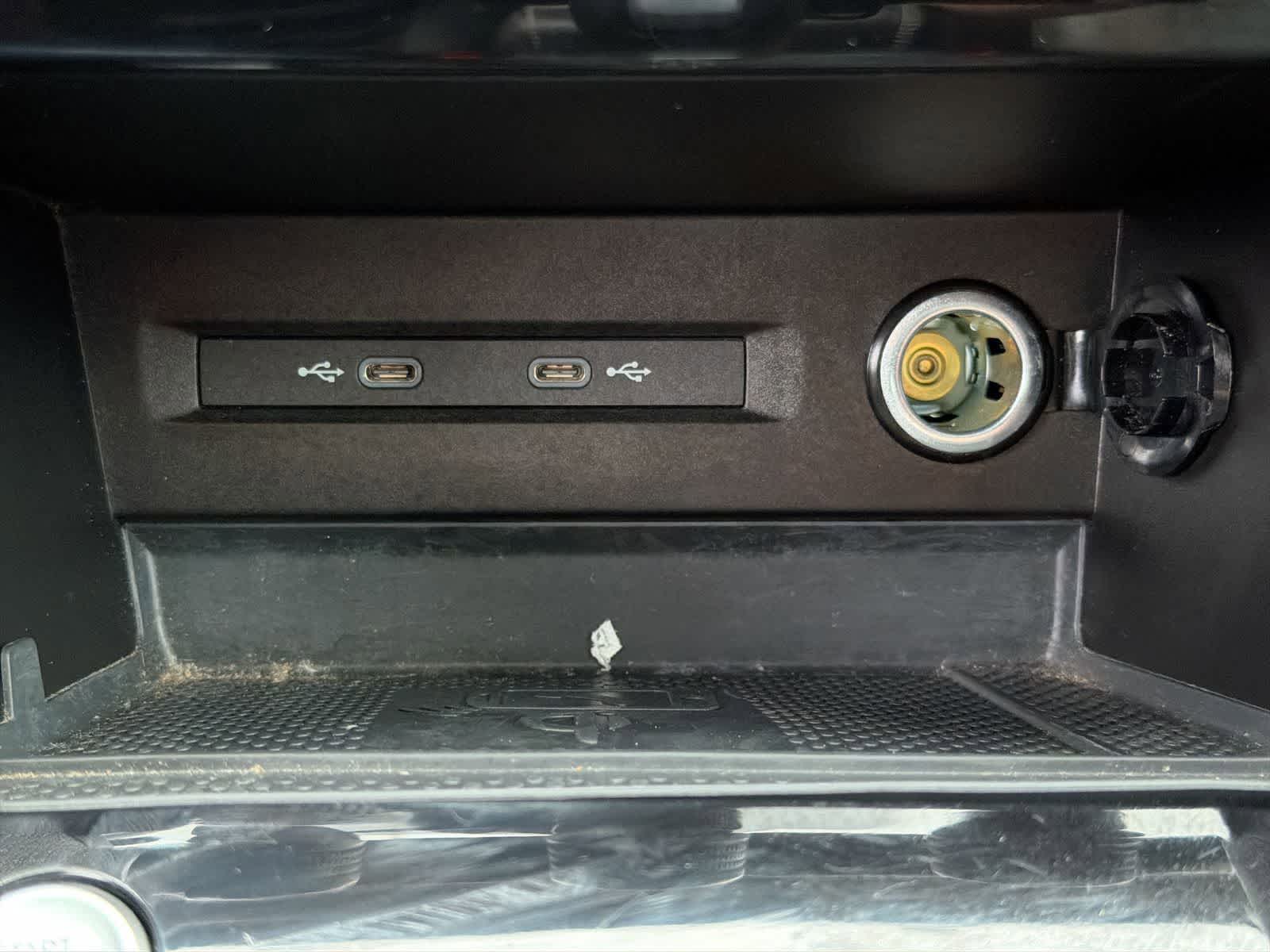 Thumbnail: 2023 Volkswagen Taos - 32