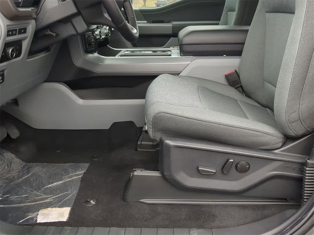2024 Ford F-150 XLT 17
