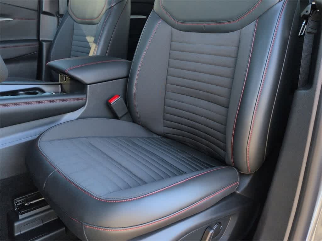 Thumbnail: 2025 Ford Explorer - 17