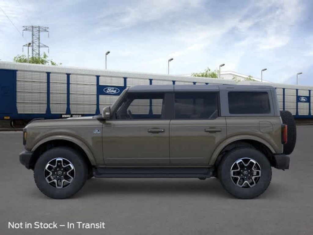 New 2025 Ford Bronco Outer Banks SUV