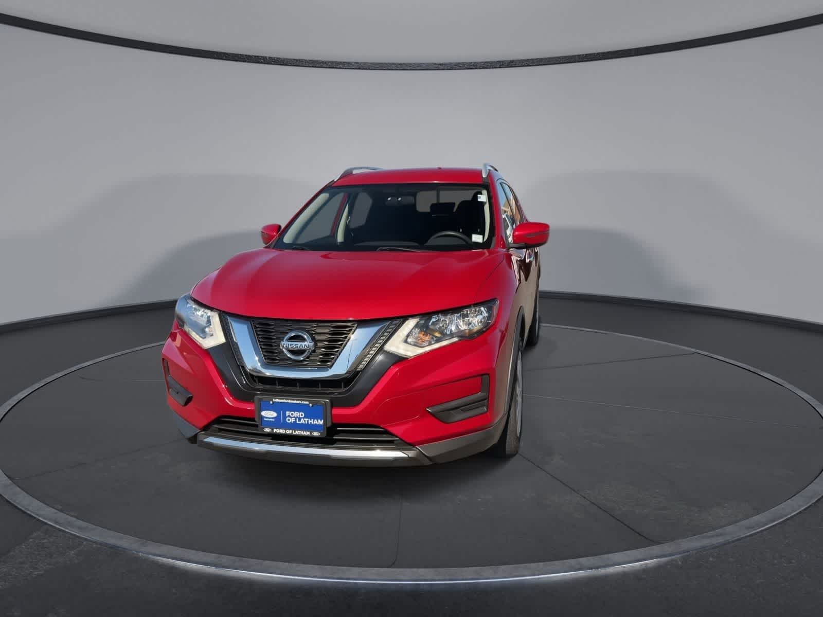 Thumbnail: 2017 Nissan Rogue - 3