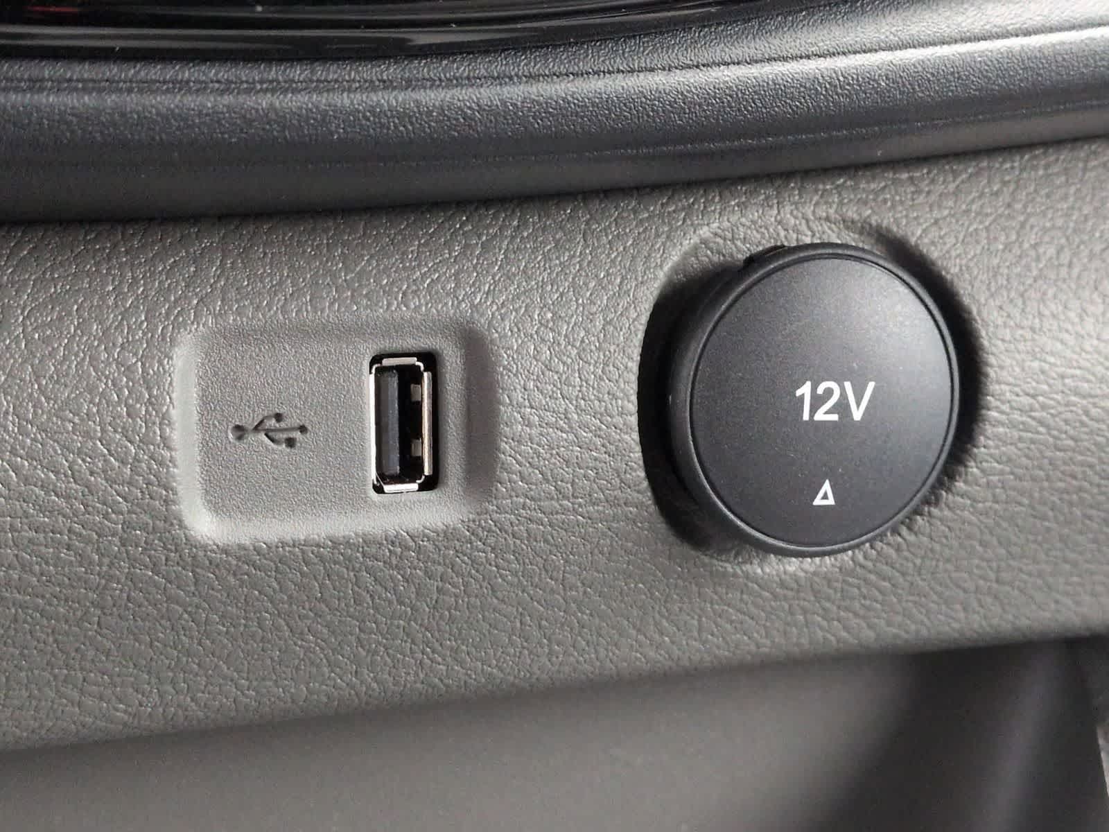 Thumbnail: 2025 Ford Transit Series - 31