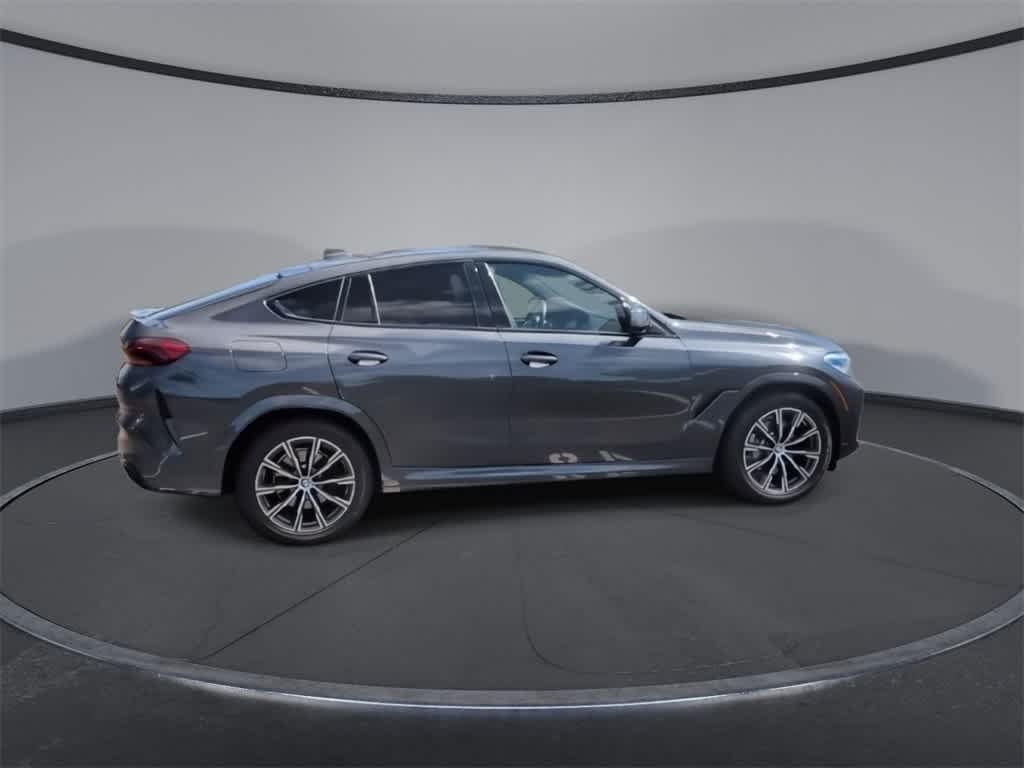 Thumbnail: 2021 BMW X6 - 8