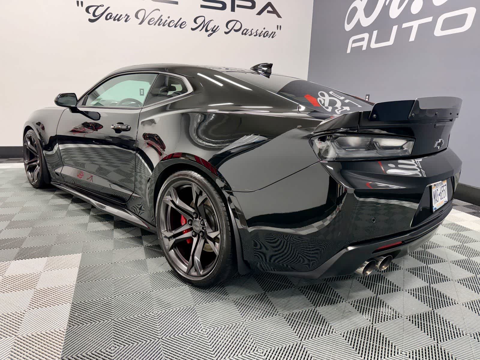 Thumbnail: 2018 Chevrolet Camaro - 3