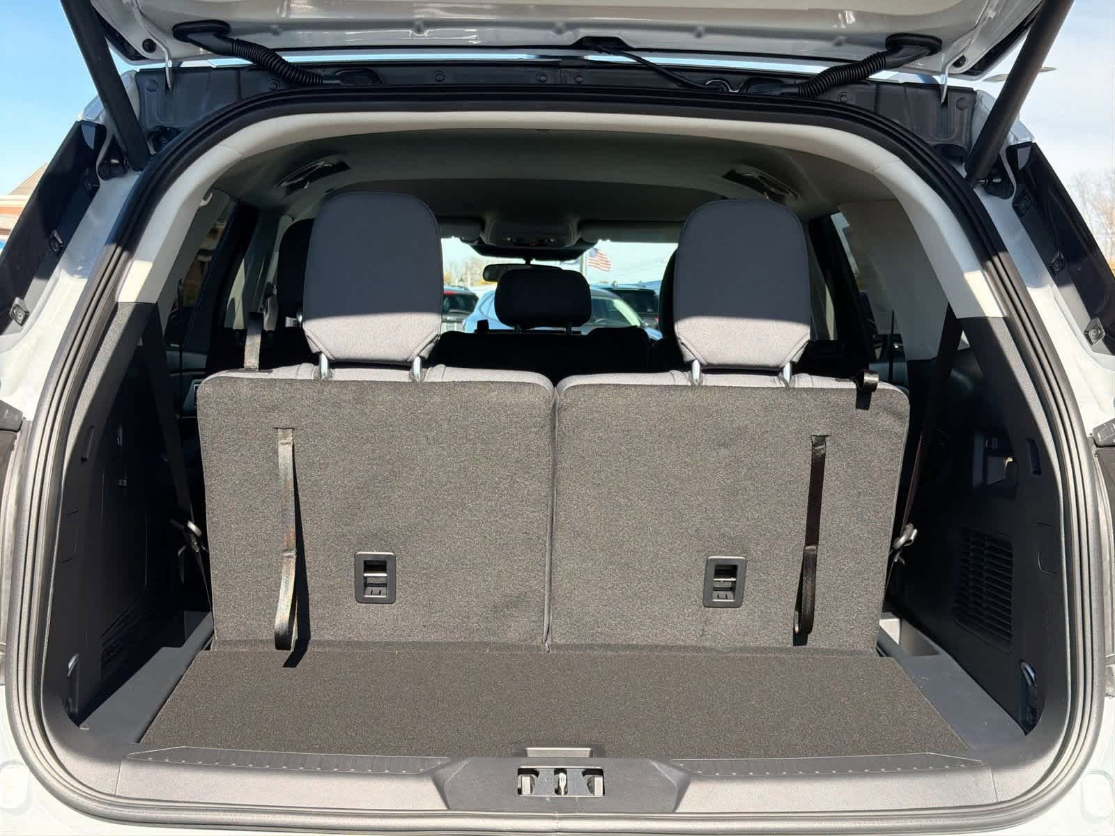 Thumbnail: 2026 Ford Explorer - 35