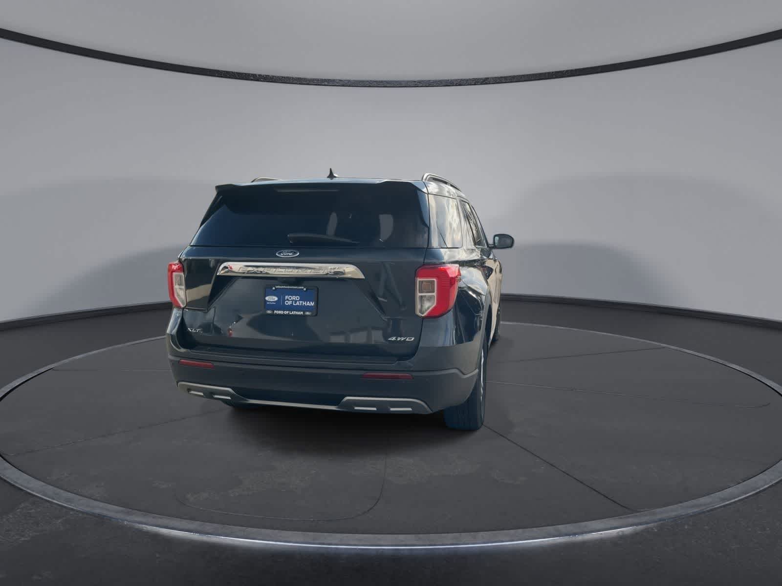 Thumbnail: 2023 Ford Explorer - 7