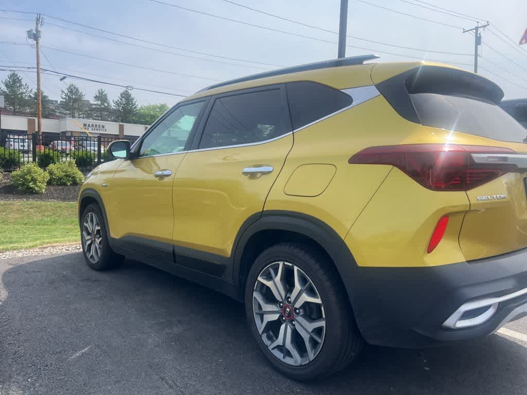 Thumbnail: 2021 Kia Seltos - 4