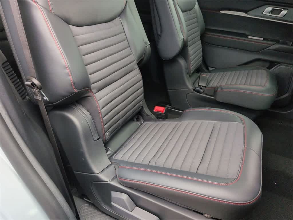 Thumbnail: 2026 Ford Explorer - 21