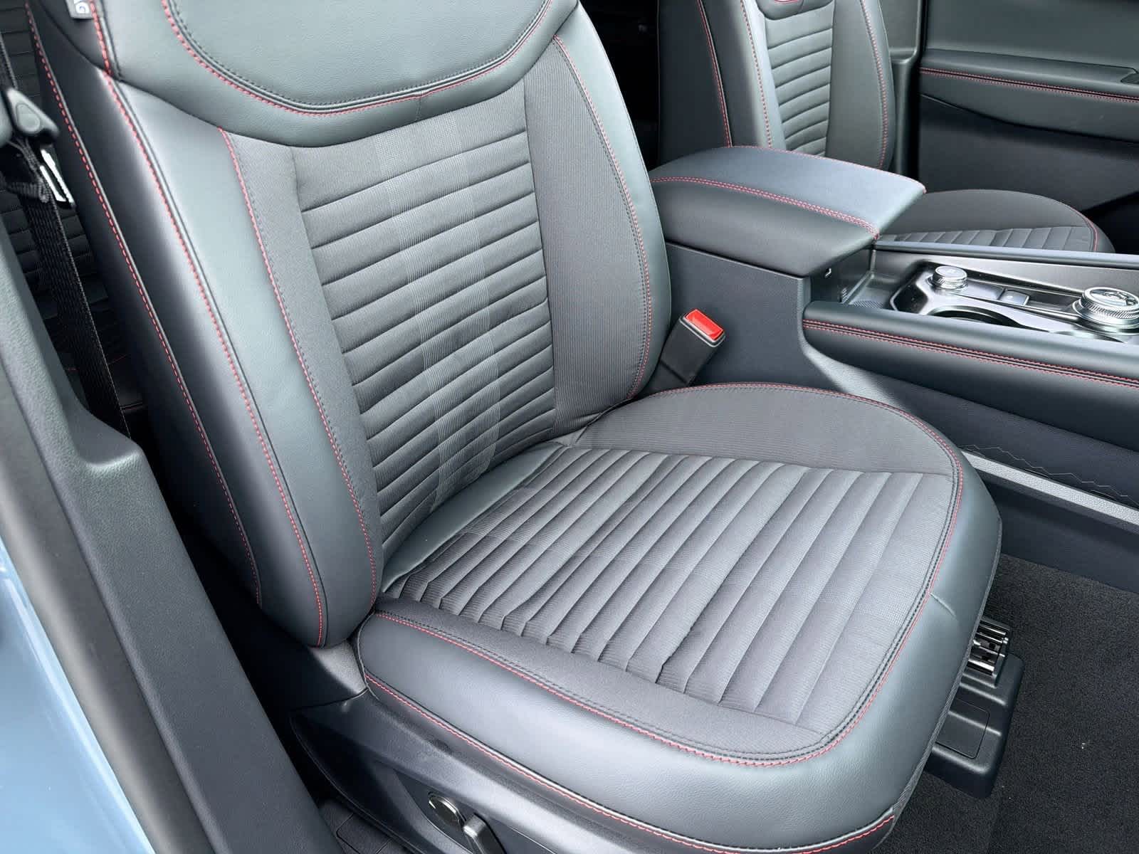 Thumbnail: 2026 Ford Explorer - 23