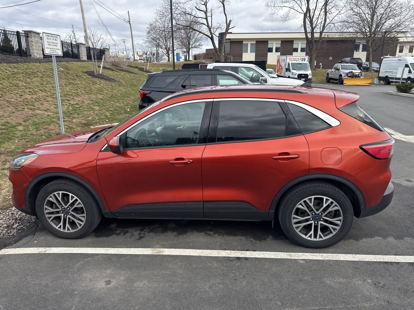 Thumbnail: 2020 Ford Escape - 3