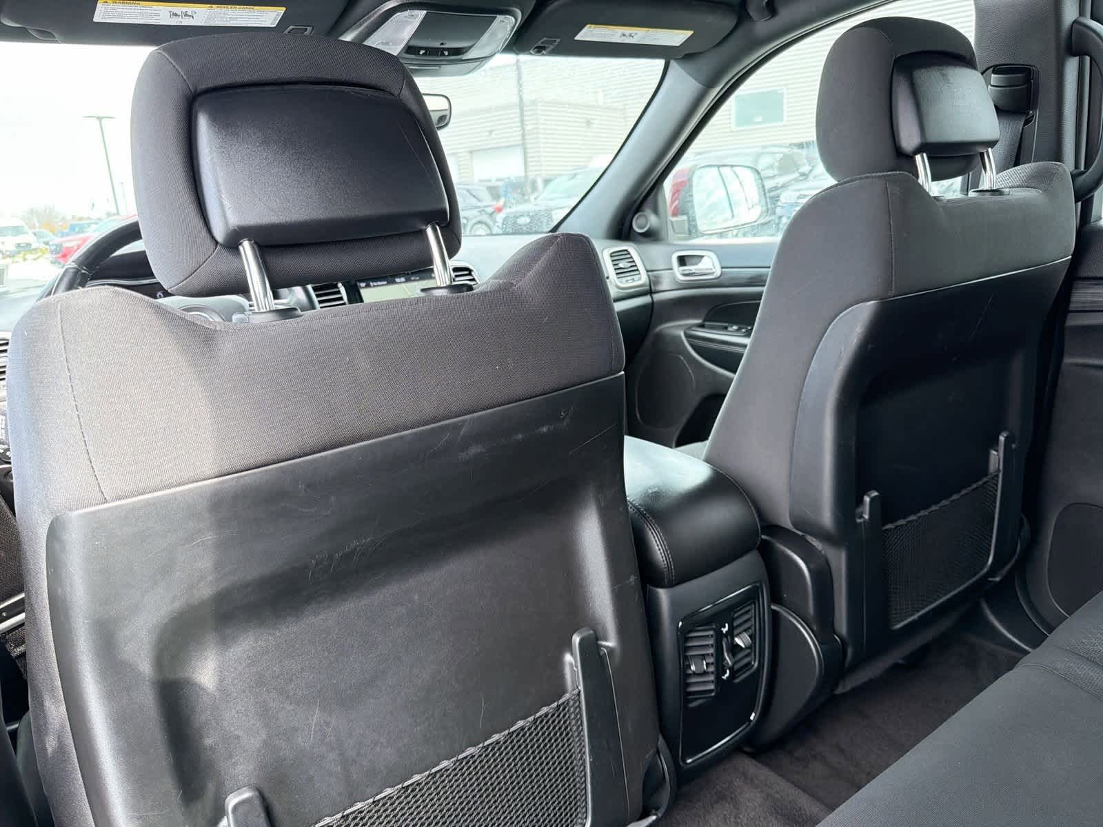 Thumbnail: 2019 Jeep Grand Cherokee - 19