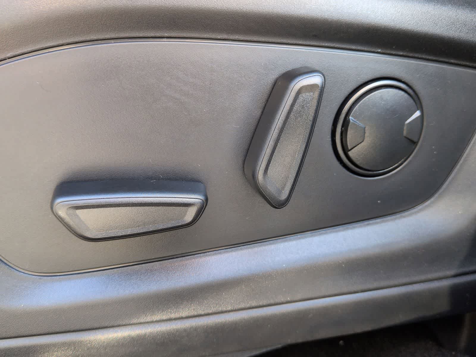 Thumbnail: 2026 Ford Explorer - 18