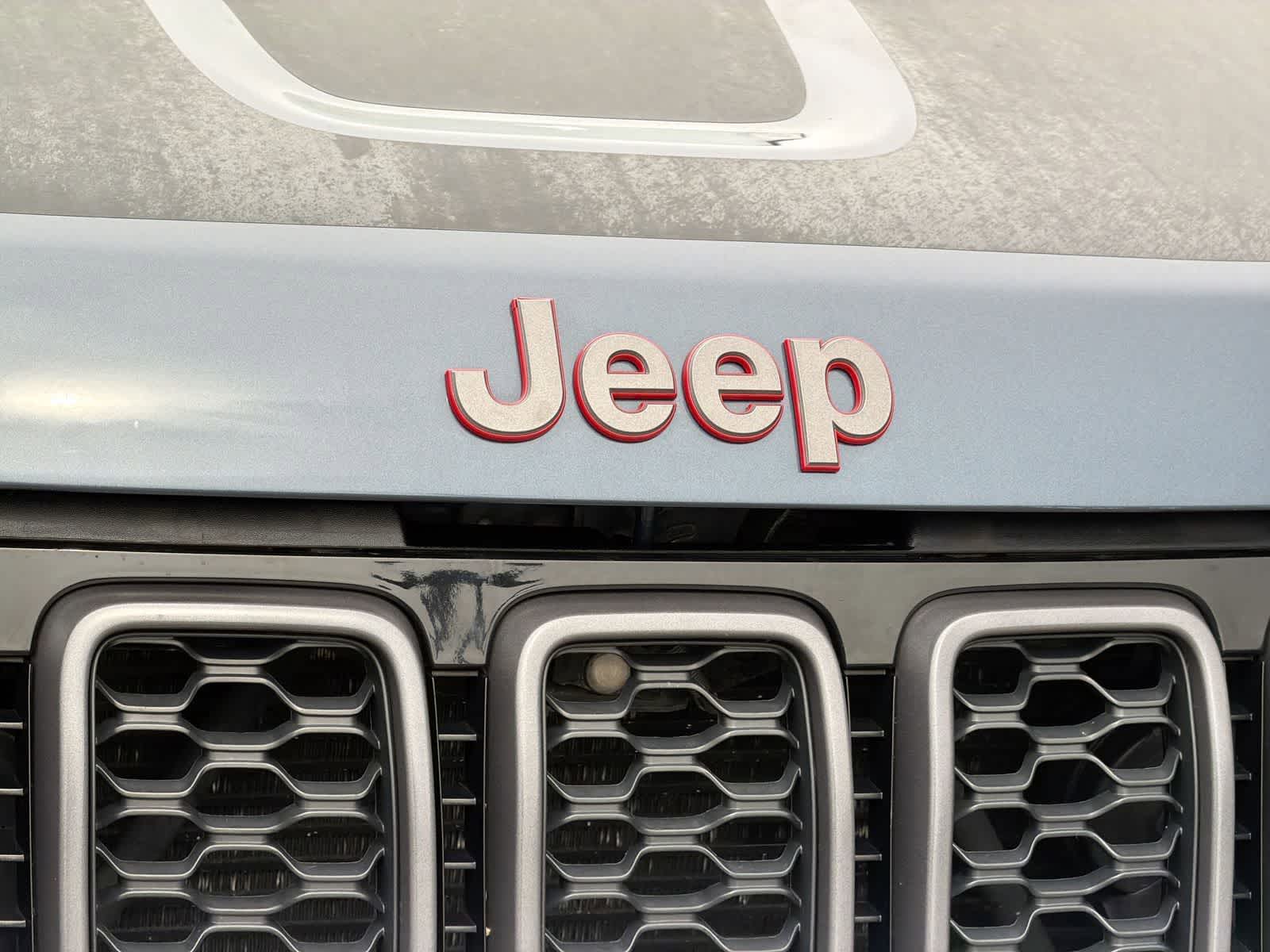 Thumbnail: 2021 Jeep Grand Cherokee - 12