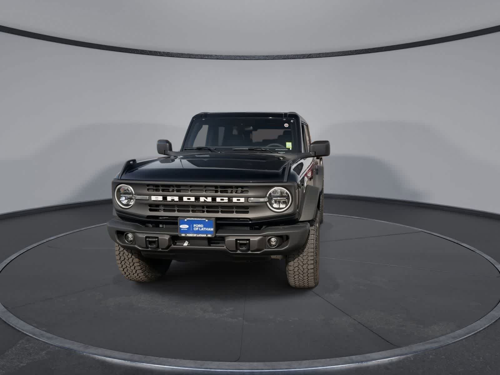 Thumbnail: 2026 Ford Bronco - 3
